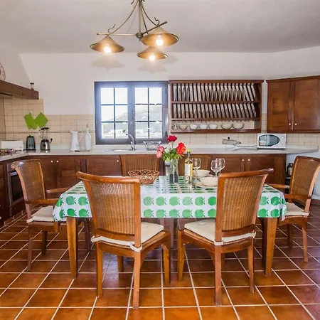 Casa Mar De Lava